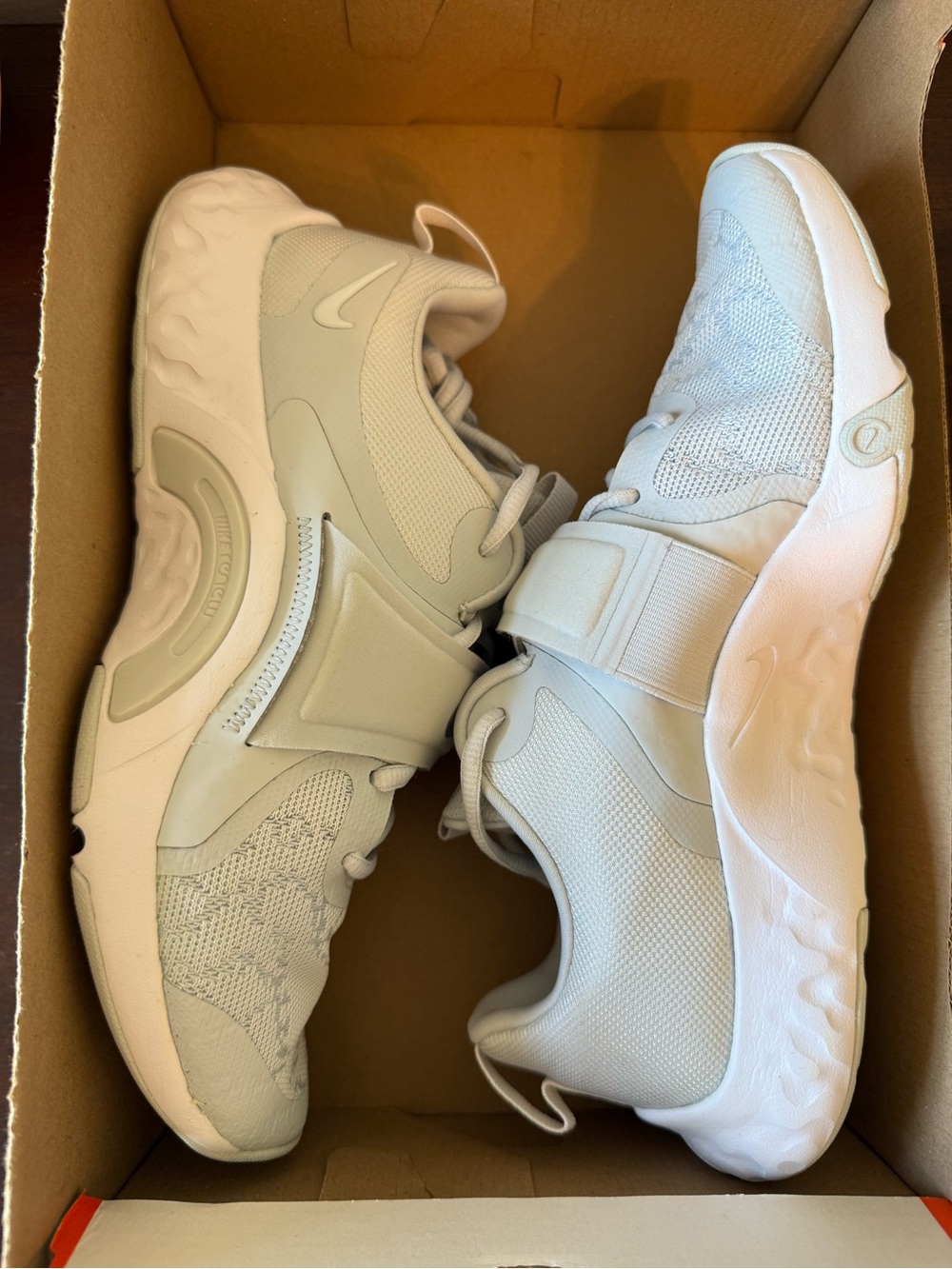 New Nike Renew In-Season TR 12 Women Train Size 7 Color Platinum/white
